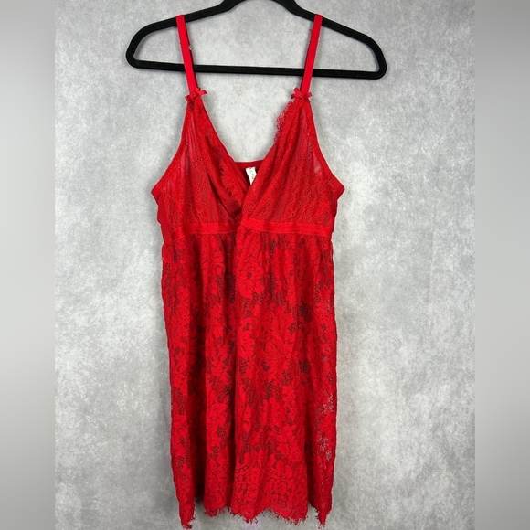 CACIQUE Lace Night Gown Red Sexy Dress Size 18/20 - Picture 3 of 9